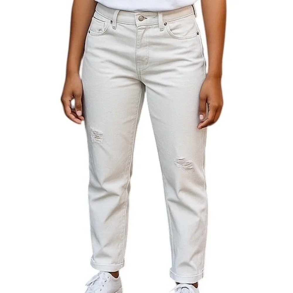 White House Black Market Sz 34 Girlfriend Jeans Rolled Cuff Denim Distressed